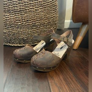 Jeffrey Campbell Clogs